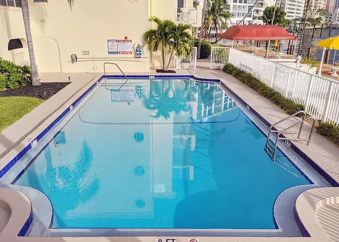 Fort Lauderdale Yacht & Beach Club 316
